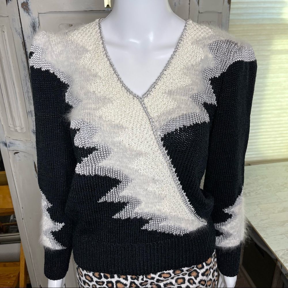 Christine Phillipe Vintage Y2K Black And White Abstract Angora Mix Knit Sweater - Picture 14 of 16